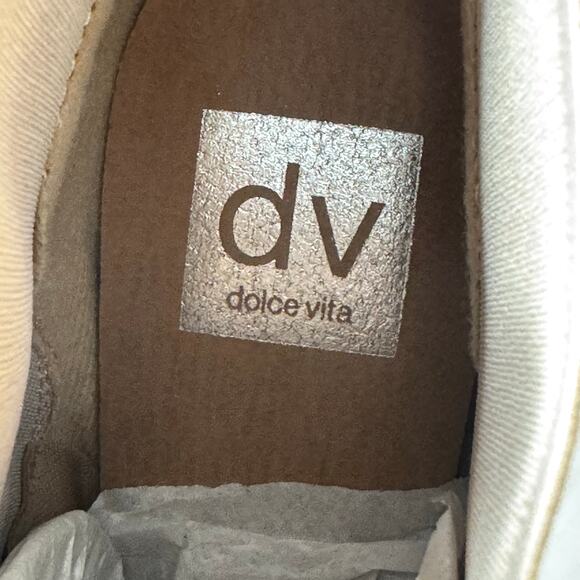 DV by Dolce Vita Gerdy Bootie - Beige NEW Size 9 - Picture 7 of 9